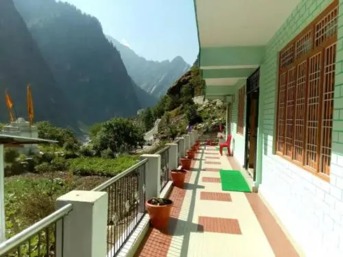 Peaceful stay in course of Nature