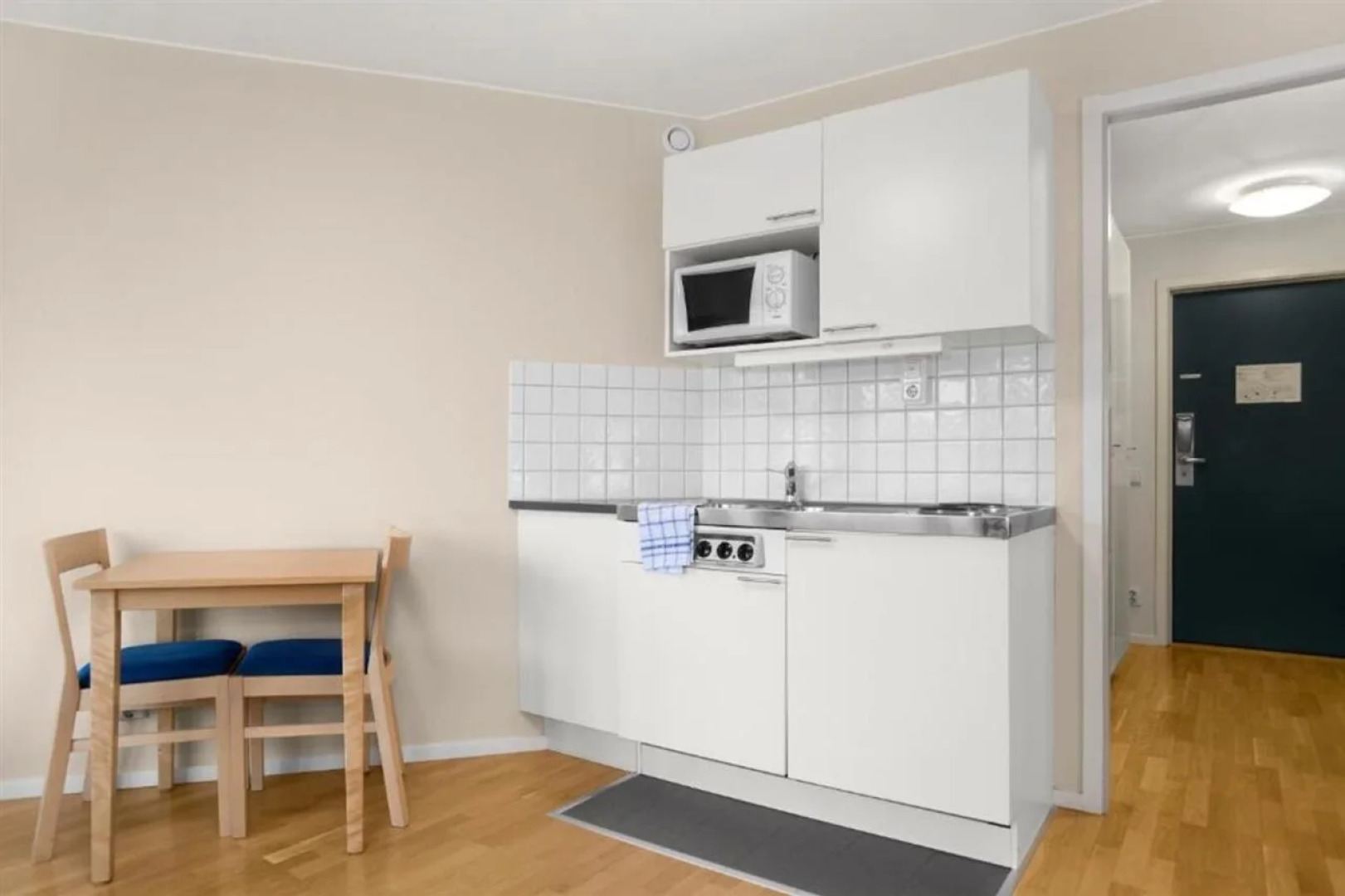 2Home Hotel Apartments