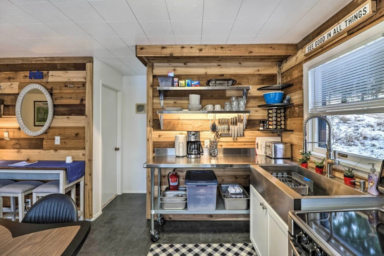 Downtown Bigfork Home w/ Fire Pit, Walk to Harbor!