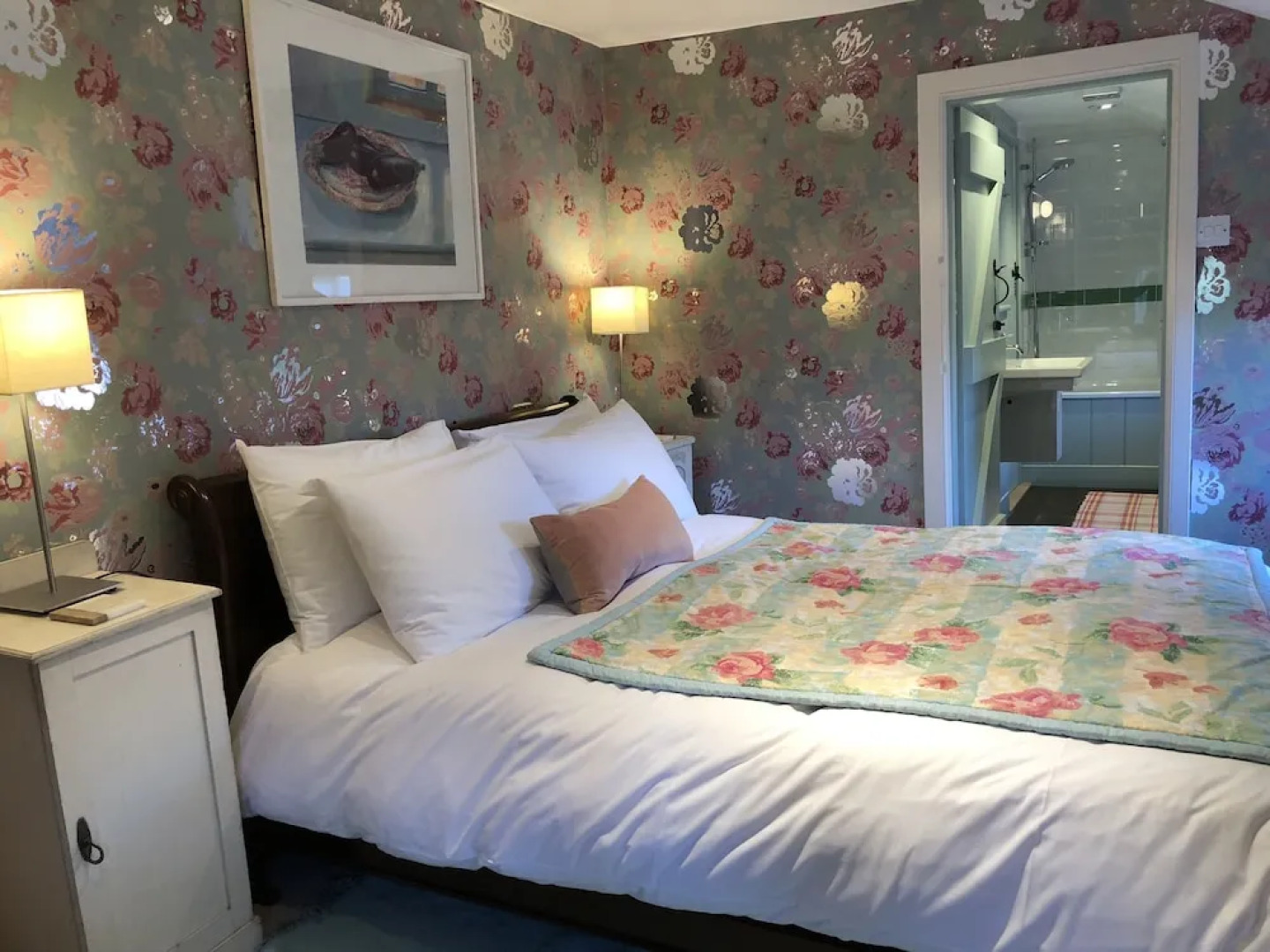 Crown House Bed & Breakfast