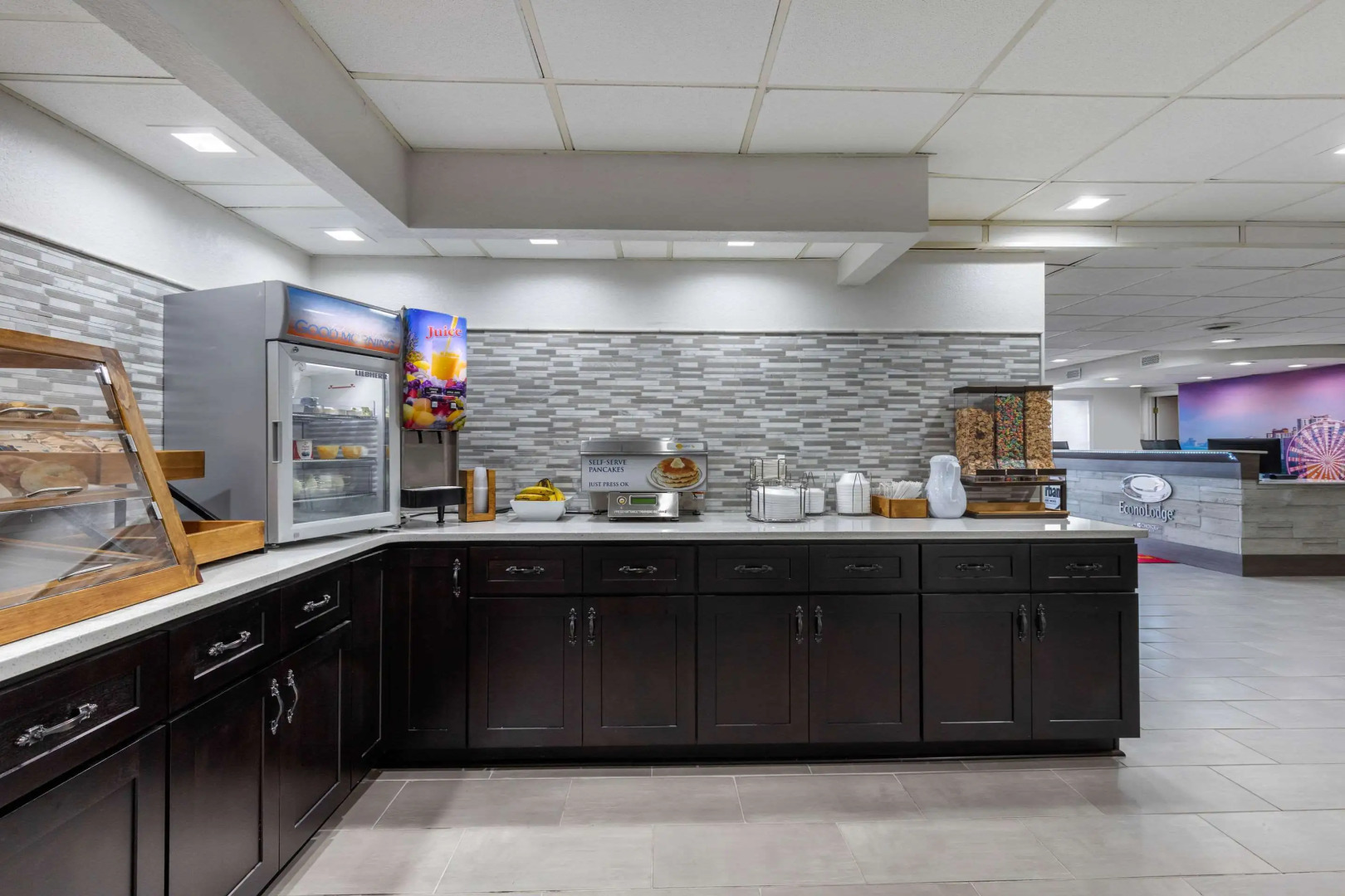 Econo Lodge at the University