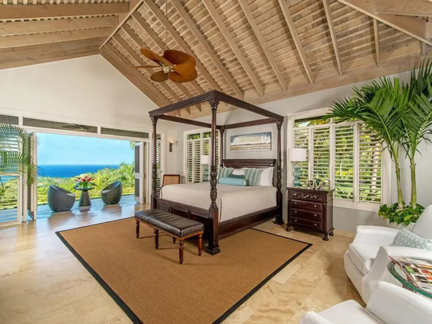 Sunny Vacation Villa 18