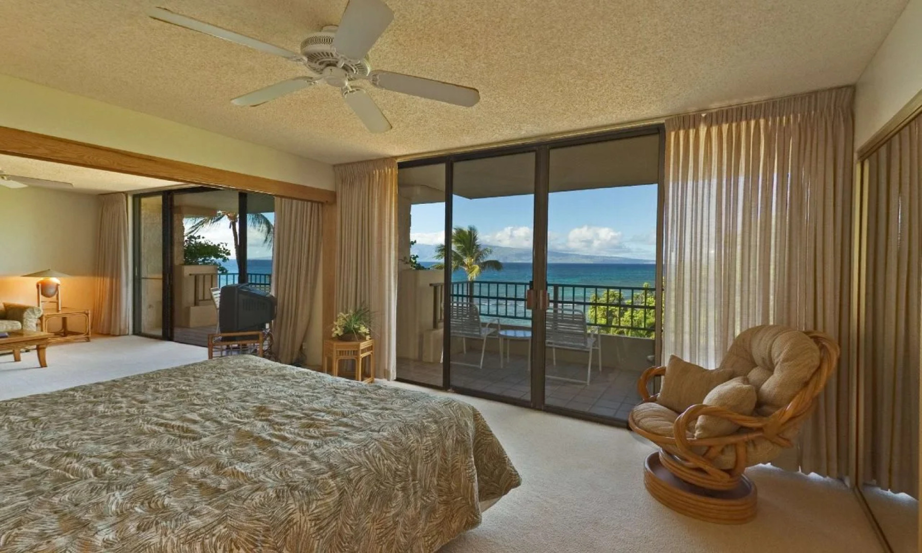 Aston Paki Maui Resort