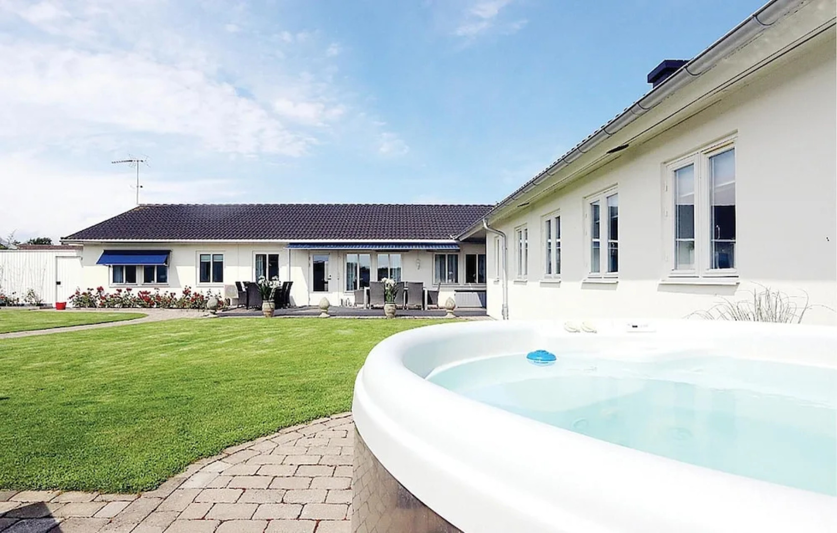 Beautiful Home in Borgholm With 5 Bedrooms, Sauna and Wifi