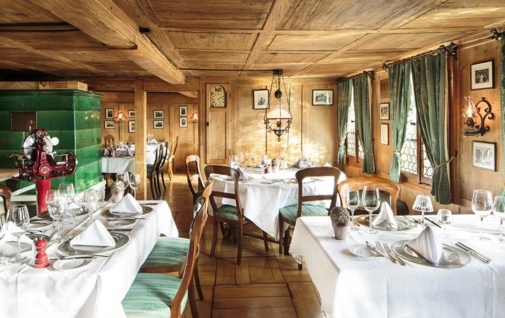 Jagd-Schloss – Swiss-Chalet Merlischachen