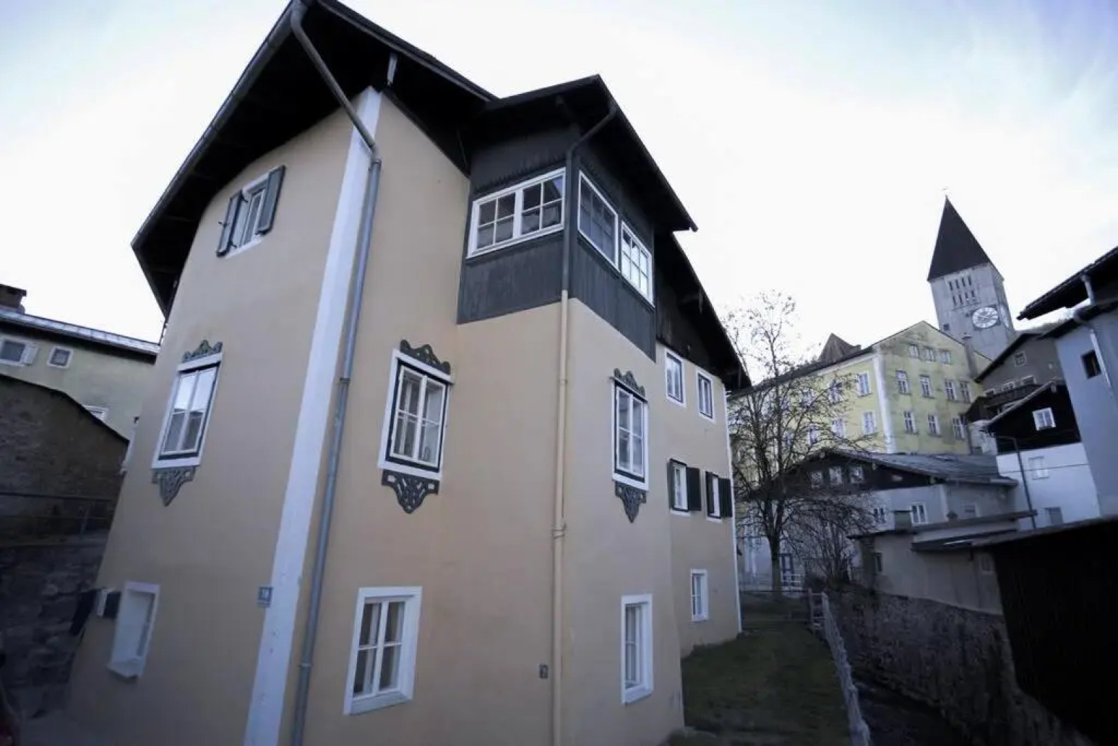 Cozy/Tiny/Creative living in a historical old town