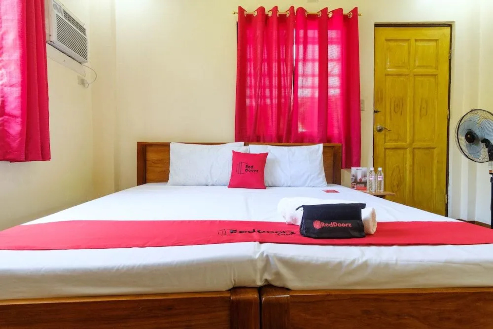 RedDoorz @ Poblacion 6 Coron