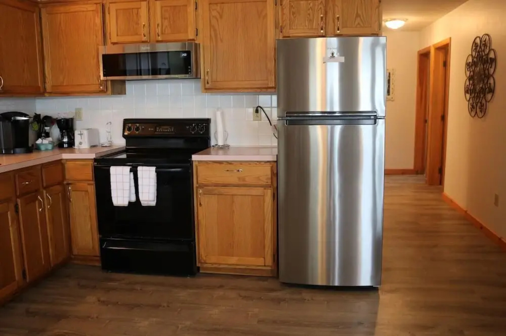 2729 Willow Ave. 3 Bedroom Condo