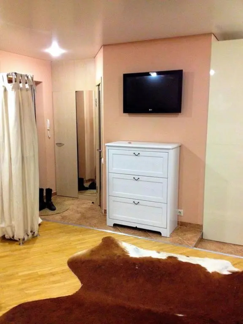 Kvartira Prospekt Oktyabrya