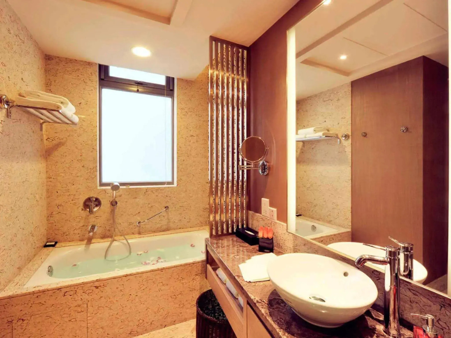 Royal Suites & Tower