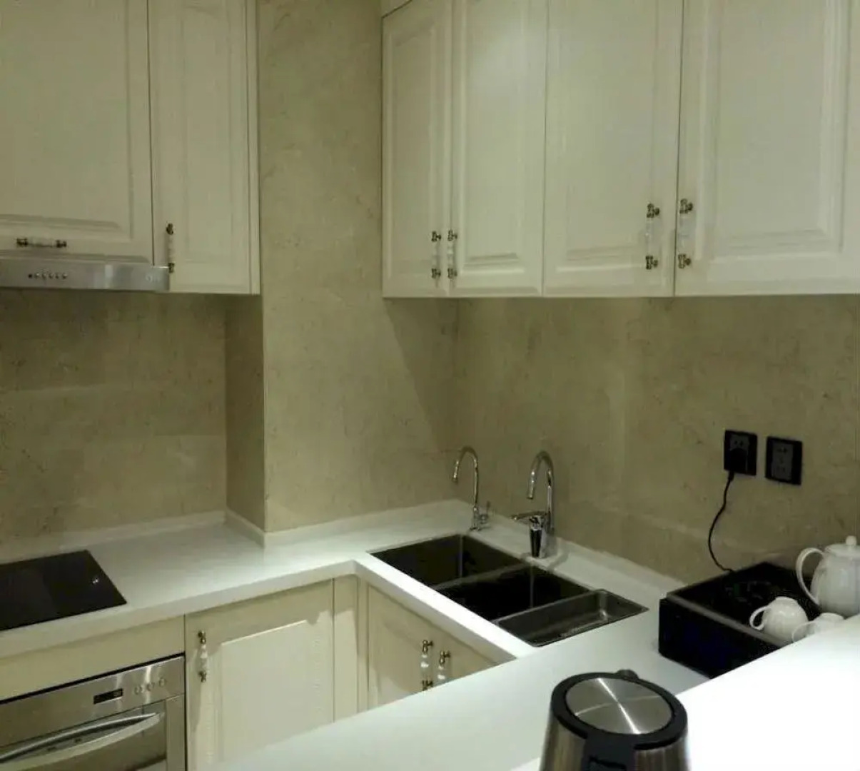 Zhongmao Haiyue Hotel