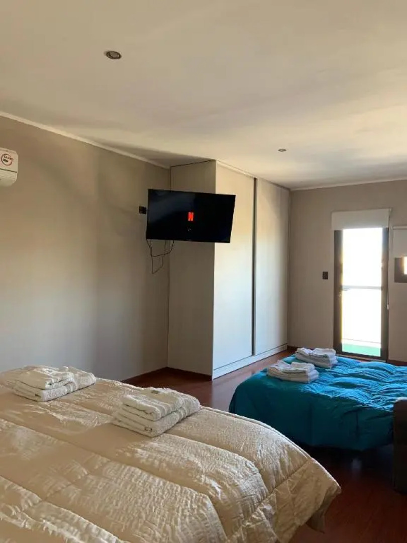 Departamento moderno y con excepcional vista a la montaña