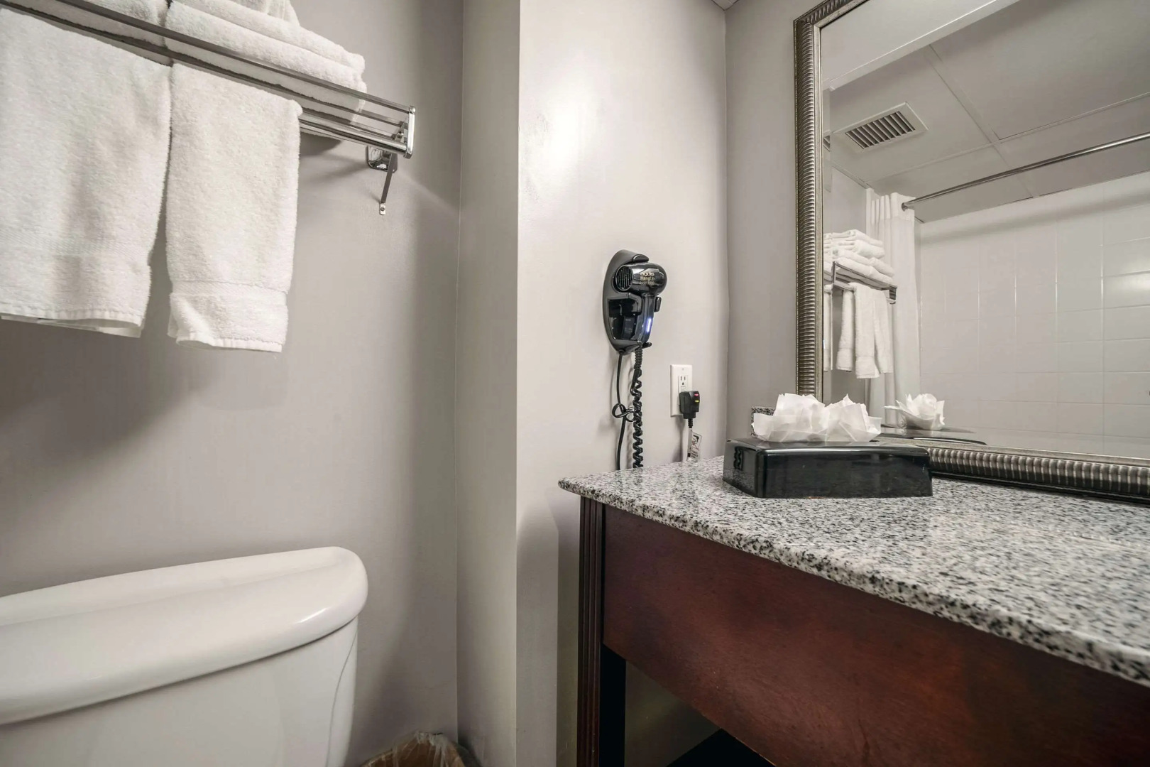 Country Inn & Suites by Radisson, Ontario at Ontario Mills, CA