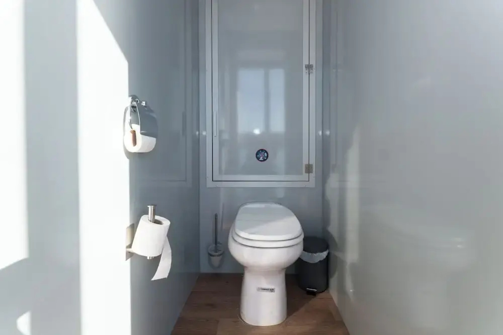 L'Escale Royale Port Ilon Seine Giverny