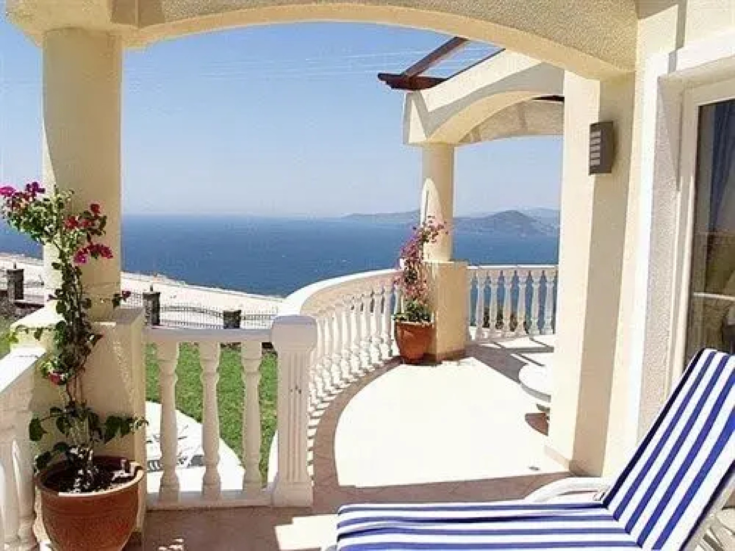 Flamingo Country Residences