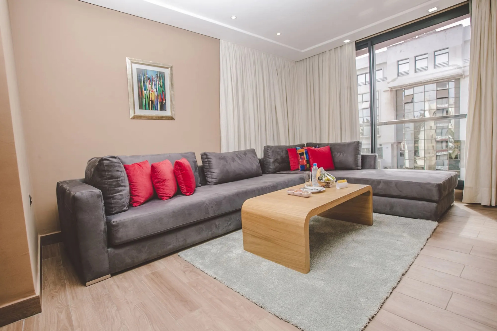 New Art's DownTown Hotel