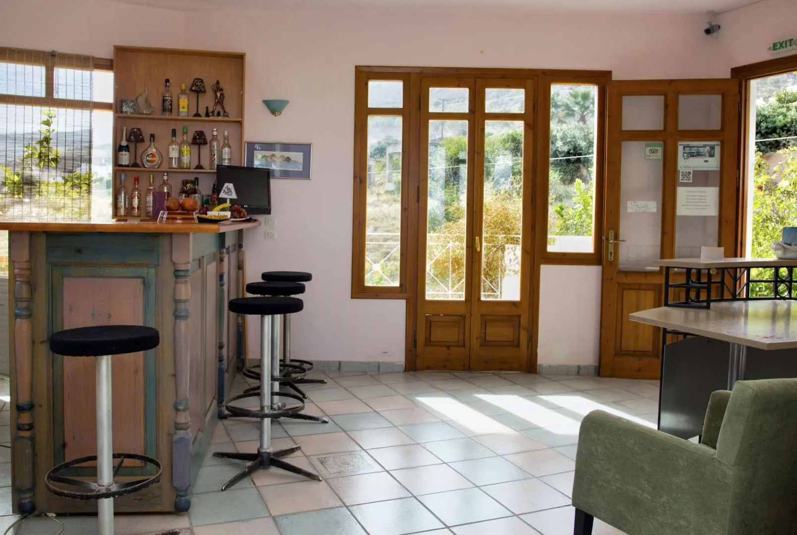 Romantica Hotel Apartments