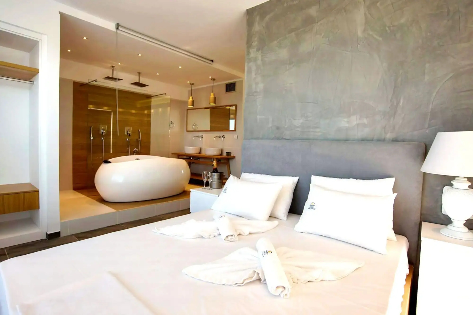 Porto Kalamaki Hotel