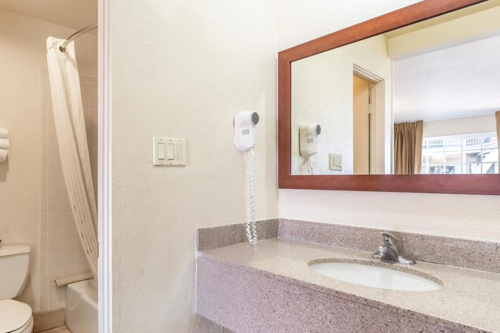 Americas Best Value Inn & Suites Flagstaff