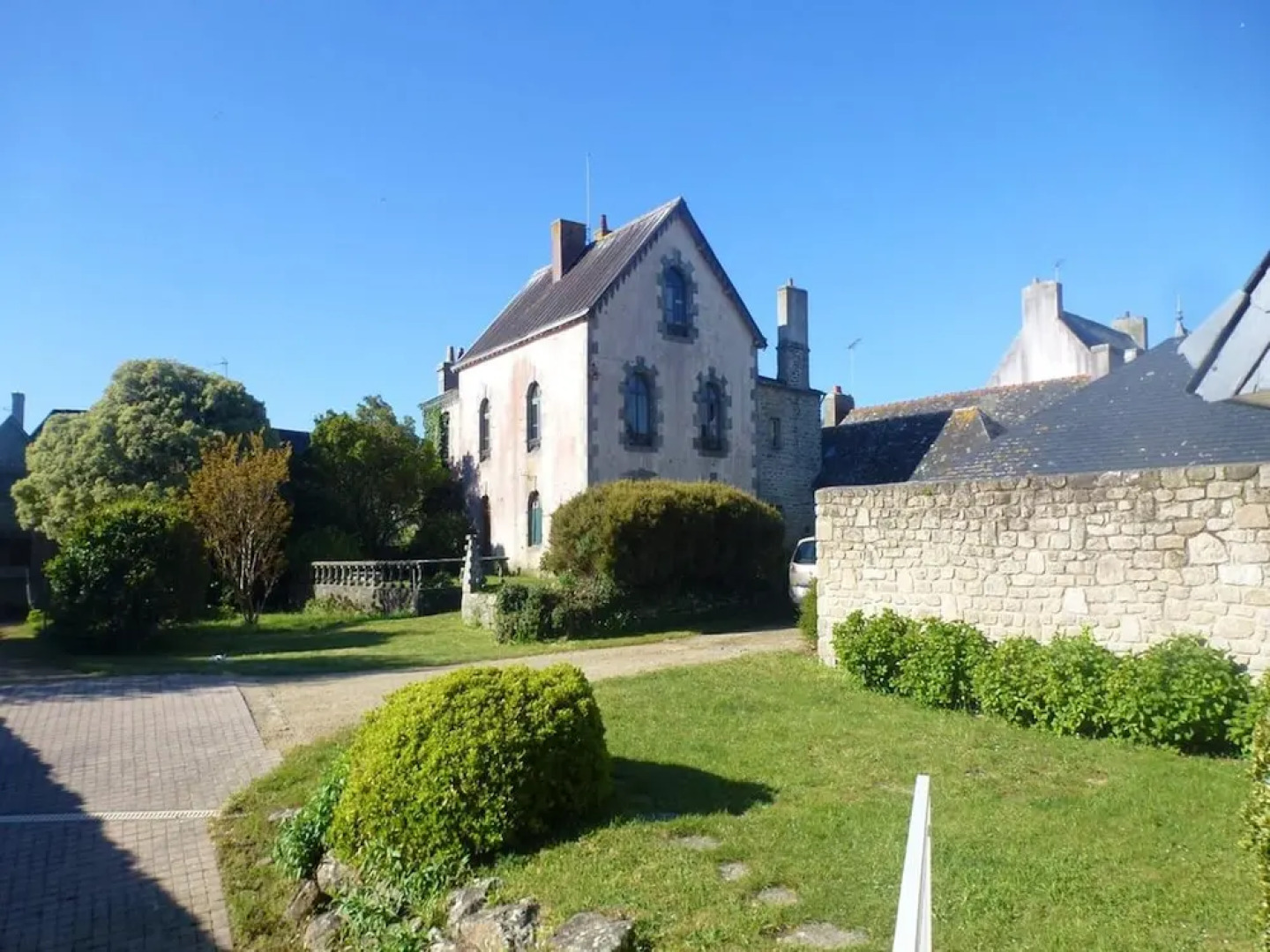 House With 4 Bedrooms in Loctudy, With Wonderful sea View, Enclosed Ga