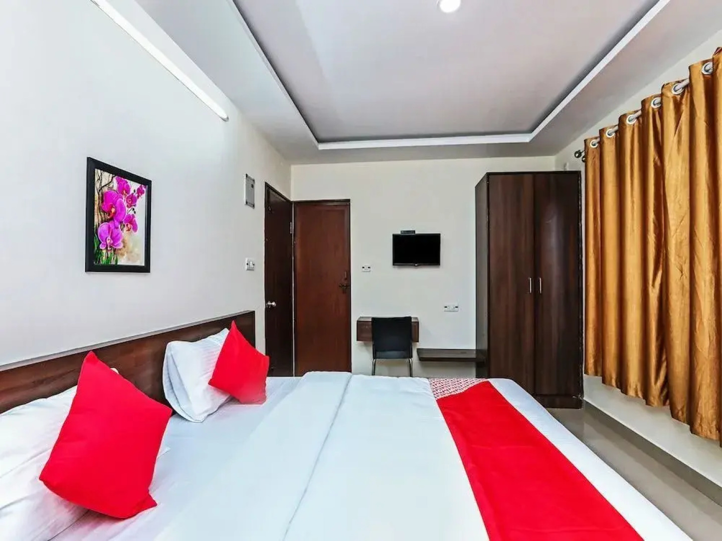 Orchid Inn by OYO Rooms