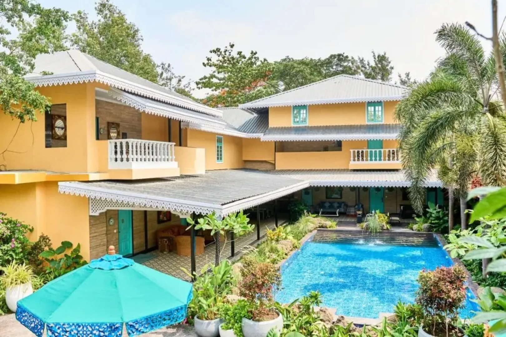 Mayfair Manor Alibag