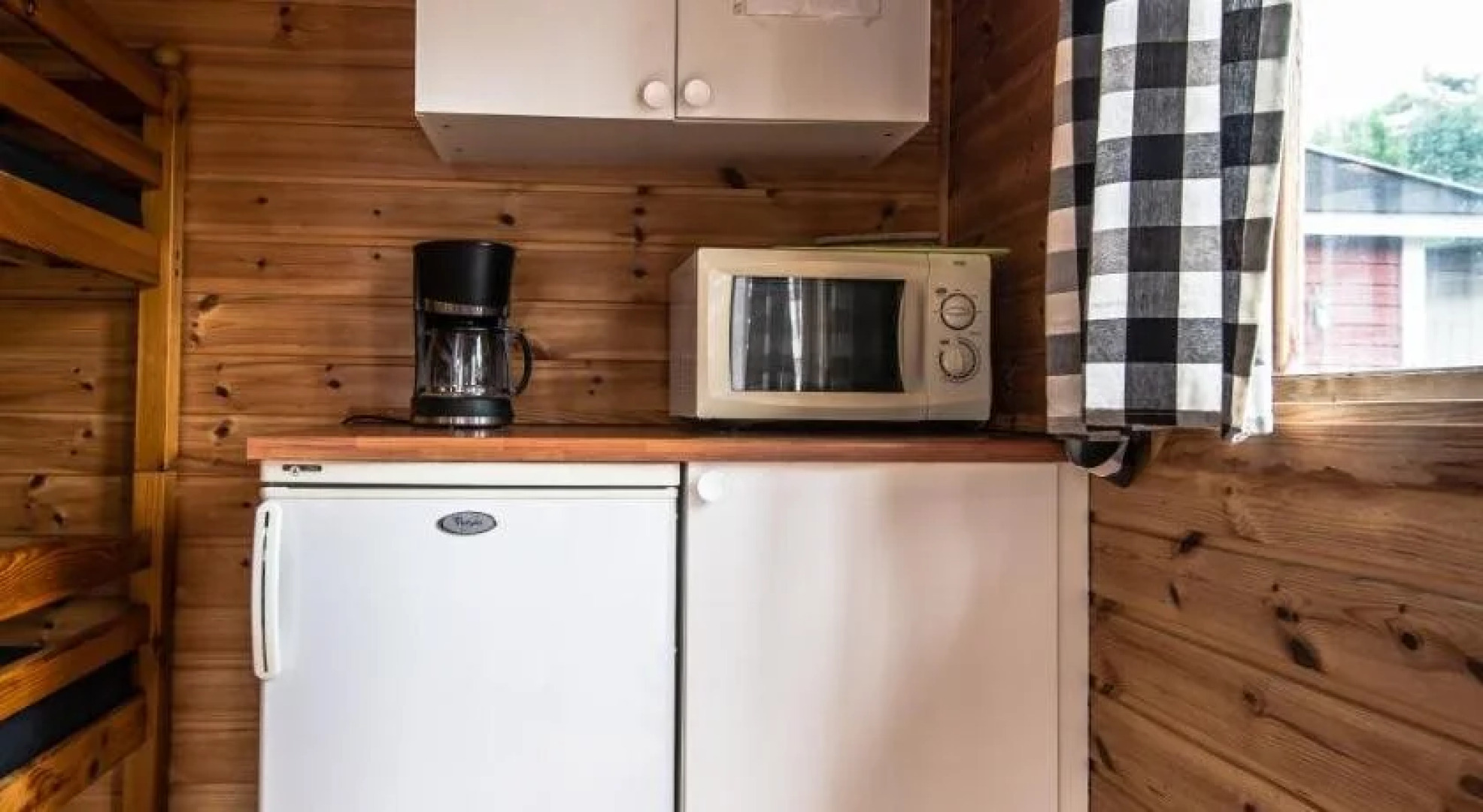 Bromölla Camping & Vandrarhem - Hostel