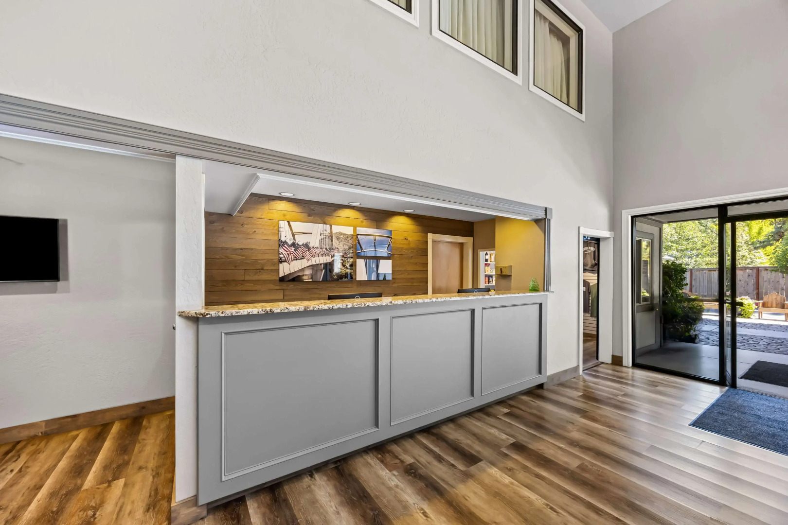 Best Western Inn At The Rogue