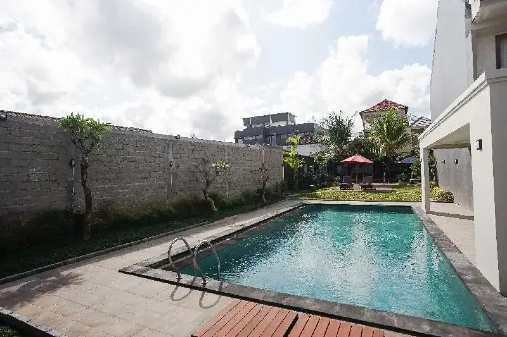 Royal Majesty Villas Jimbaran by ZUZU