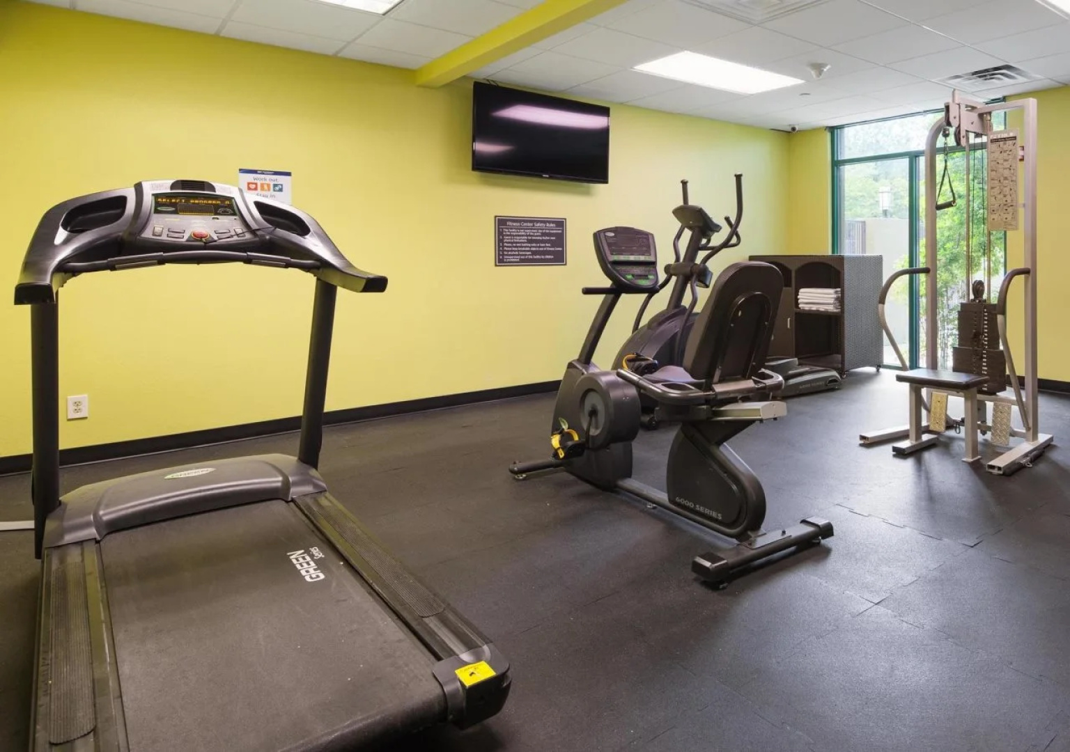 Best Western Plus Birmingham Inn & Suites