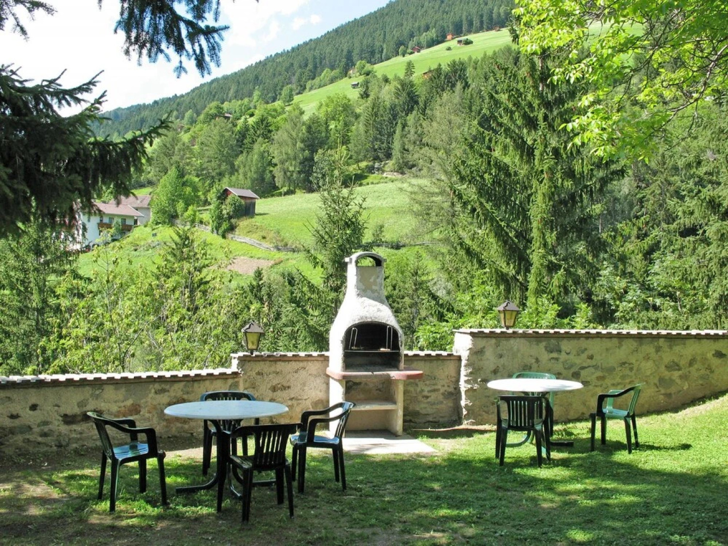 Burg Biedenegg Schrofenstein Flie