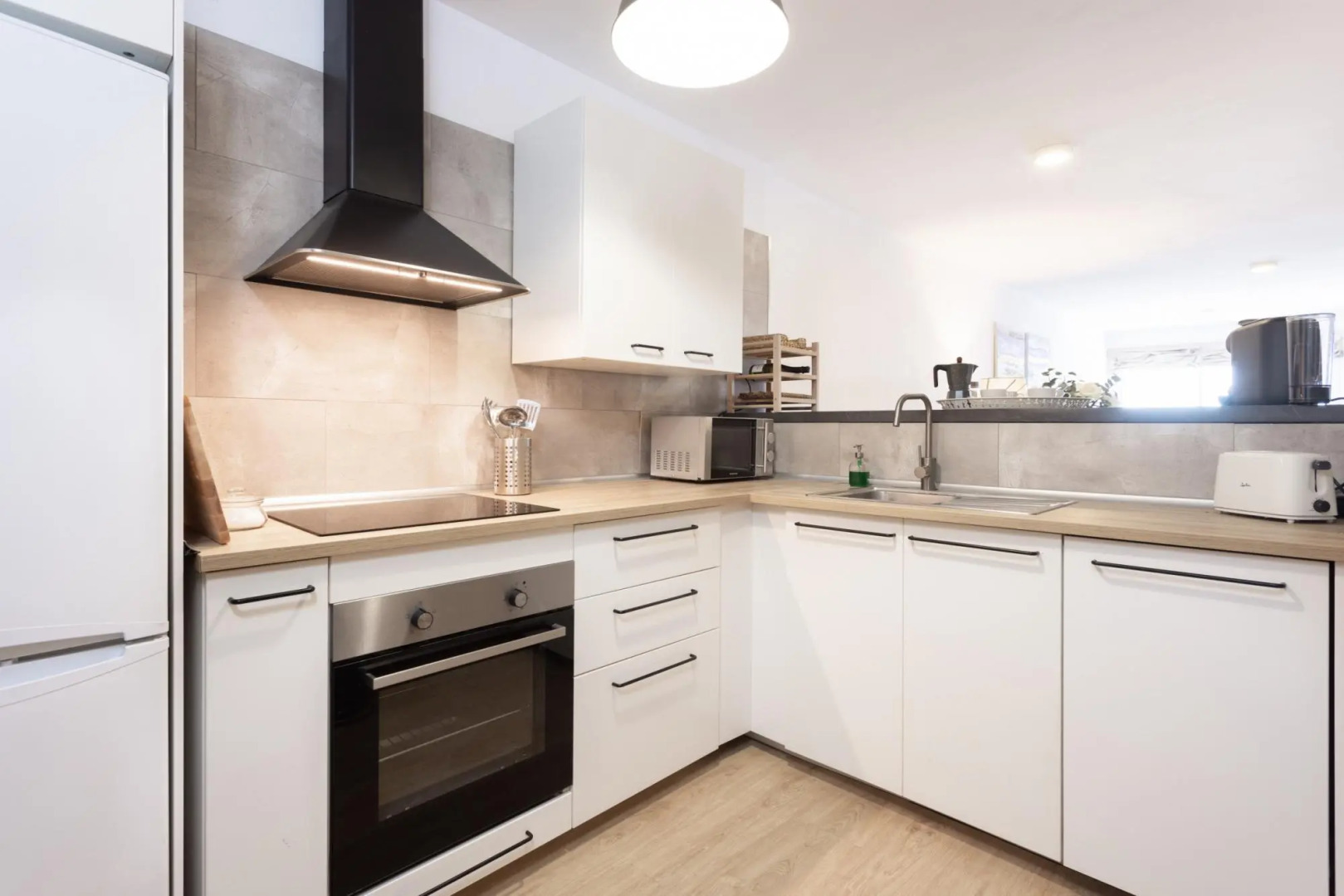 Home2Book Comfy Beachfront Radazul