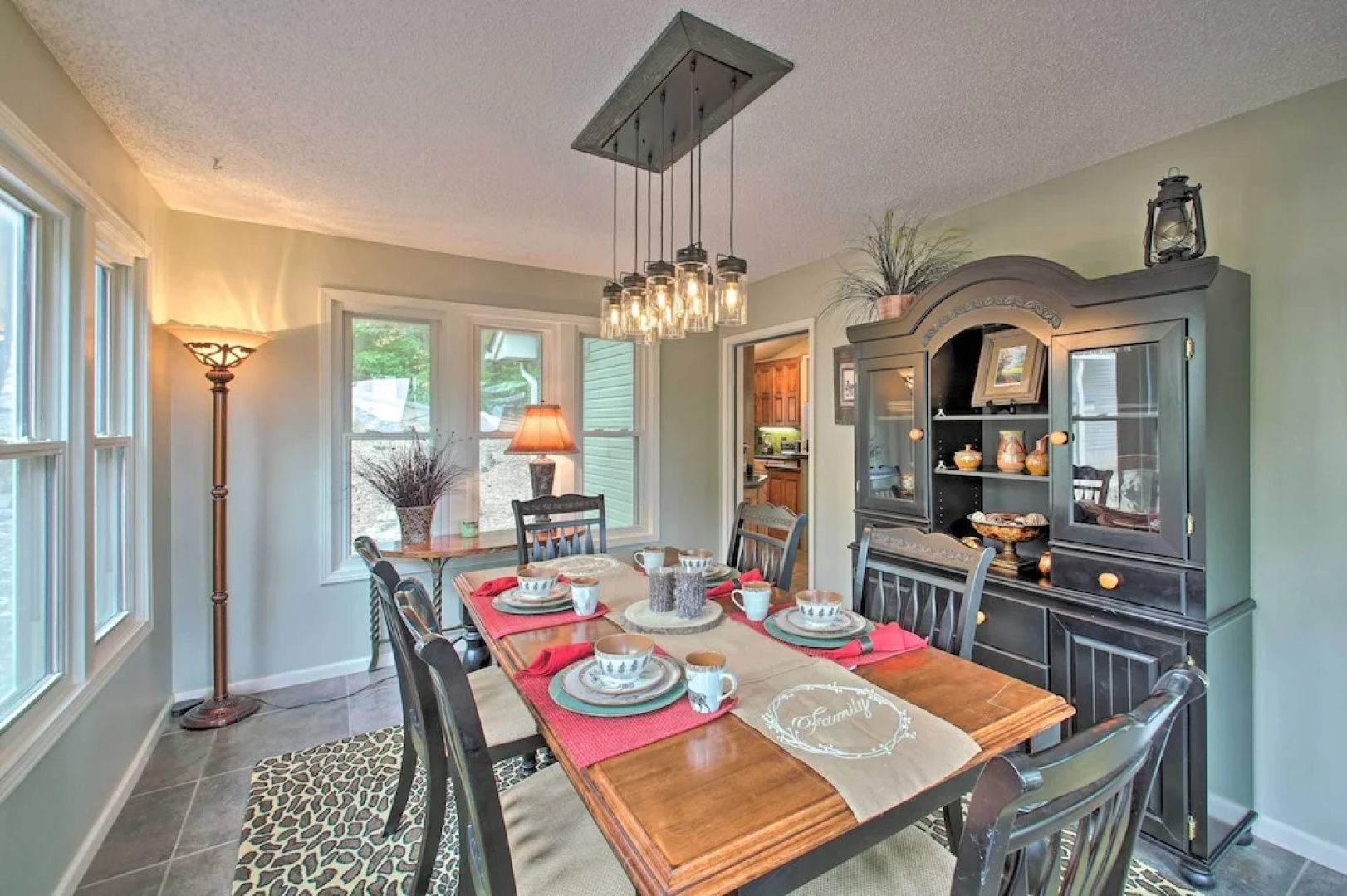 3 Mi to Lake Desoto: Home w/ Furnished Deck!