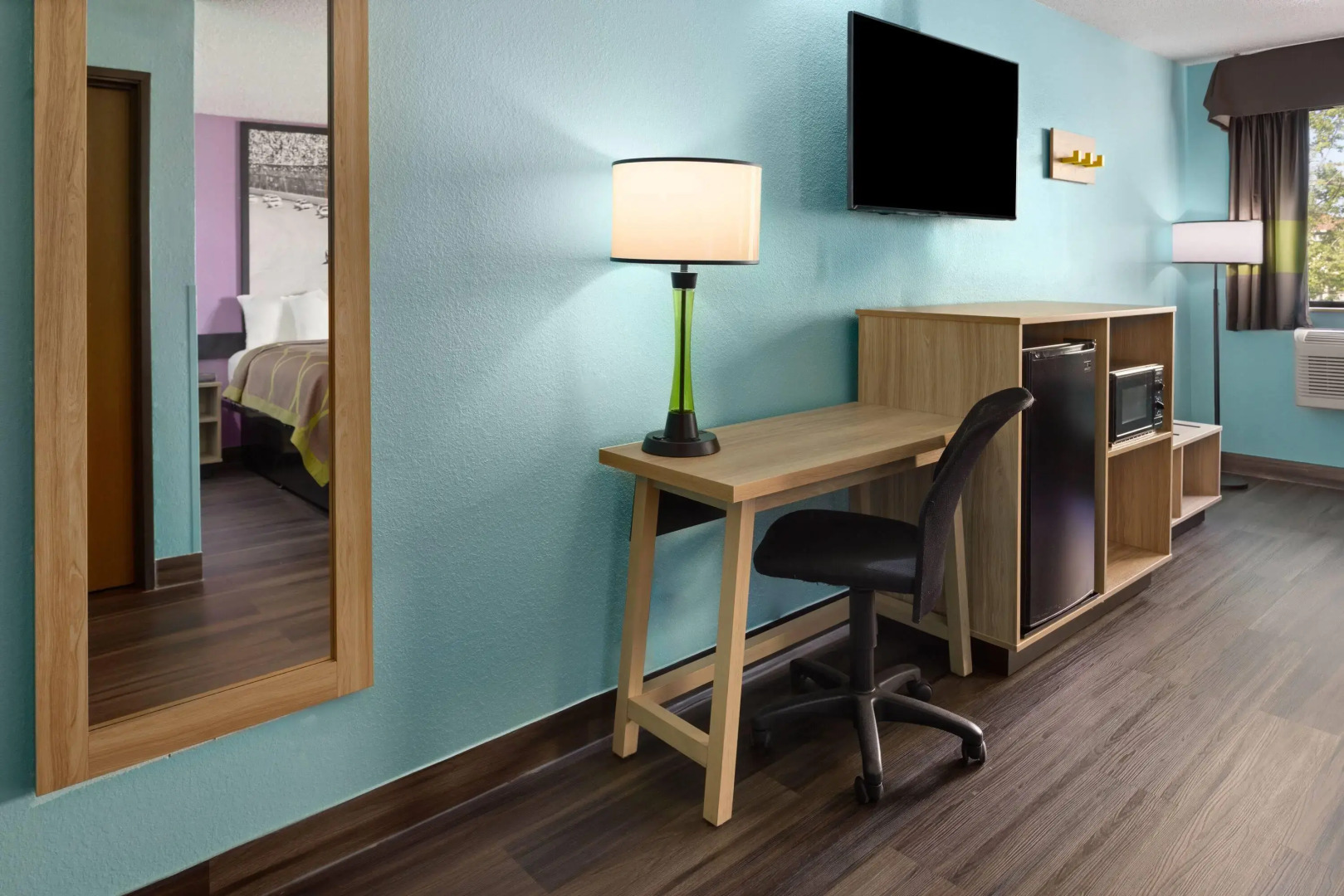 Super 8 by Wyndham South Boston VA