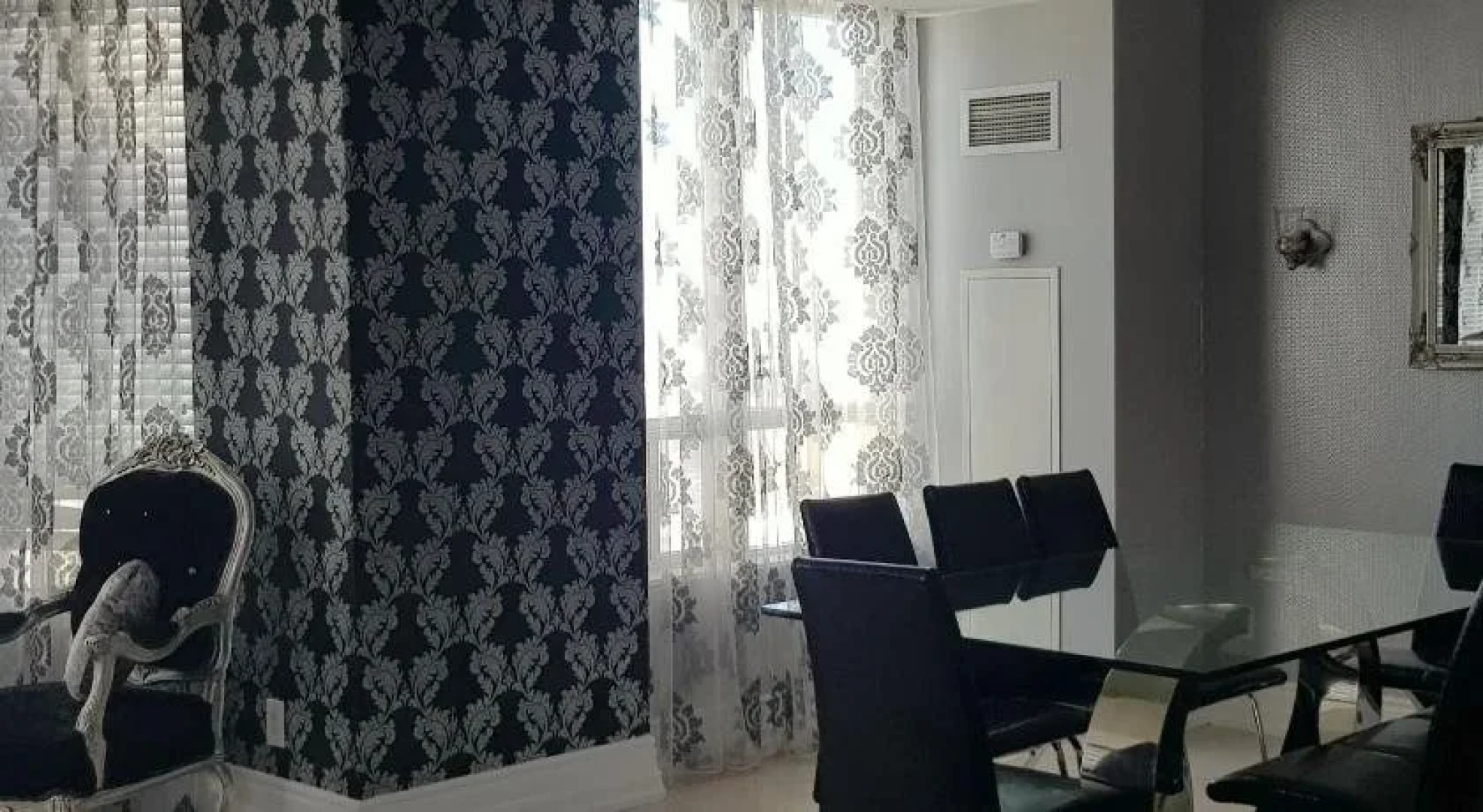 Oxford Furnished Apartments, Mississauga