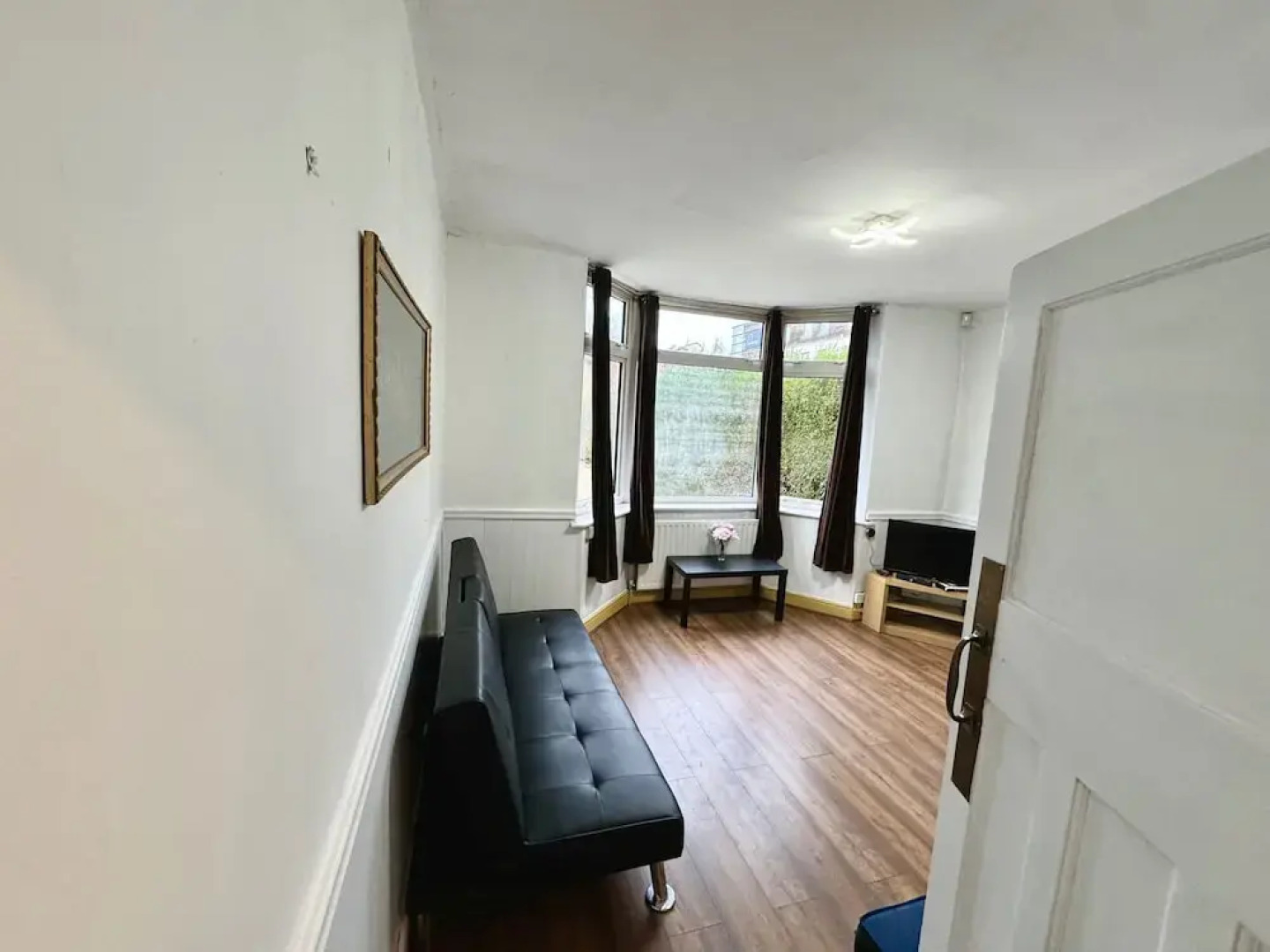 Detached 4beds - Windsor, Heathrow & London Access