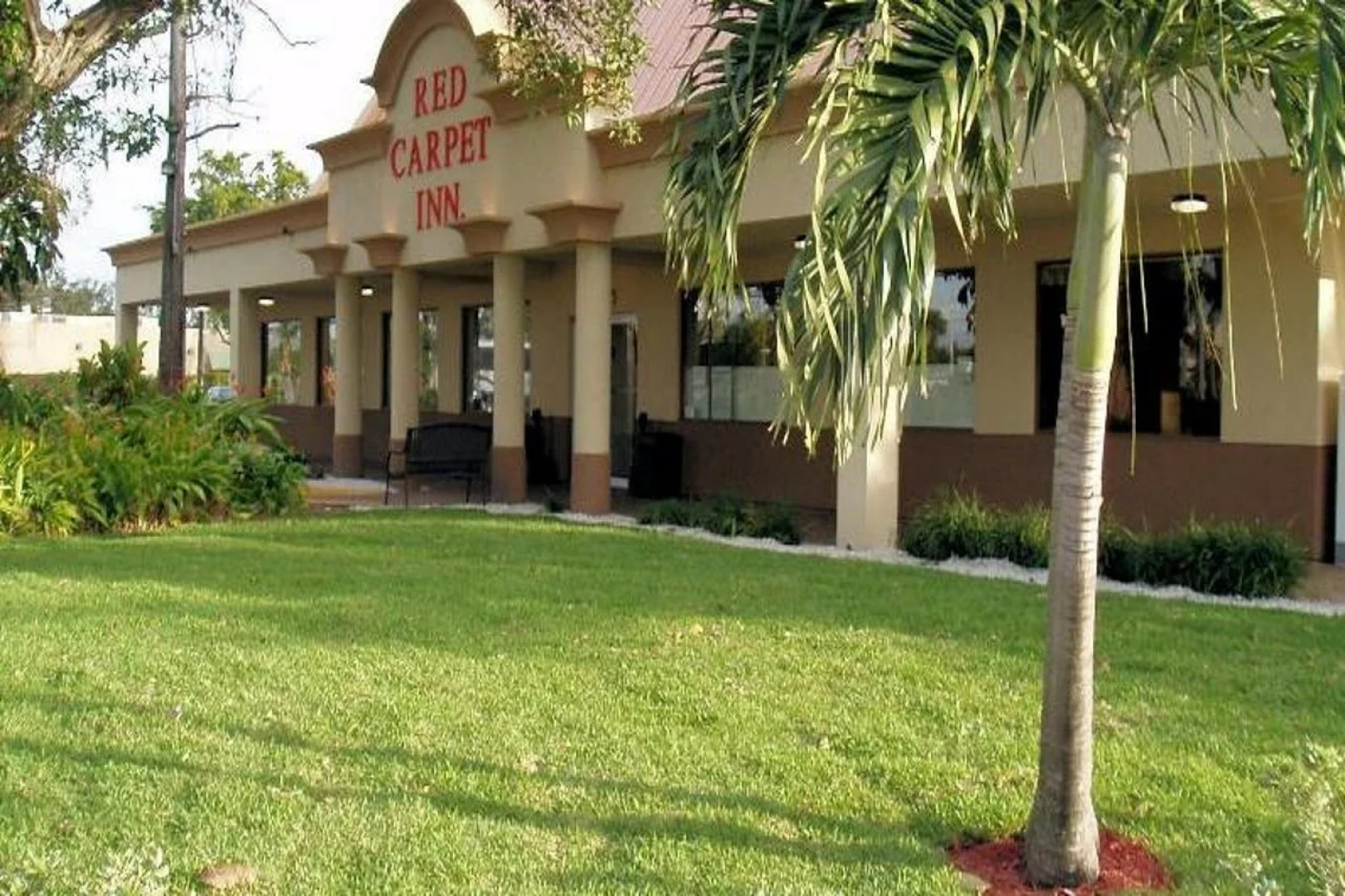 Red Carpet Inn Airport and Cruise Port Hotel Fort Lauderdale