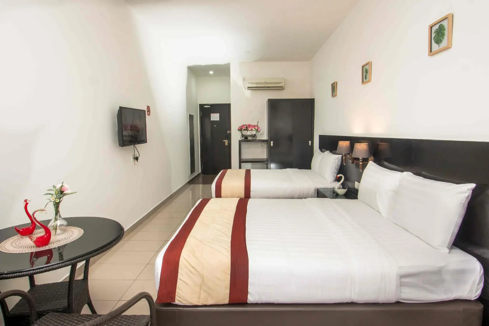 Swan Garden Hotel
