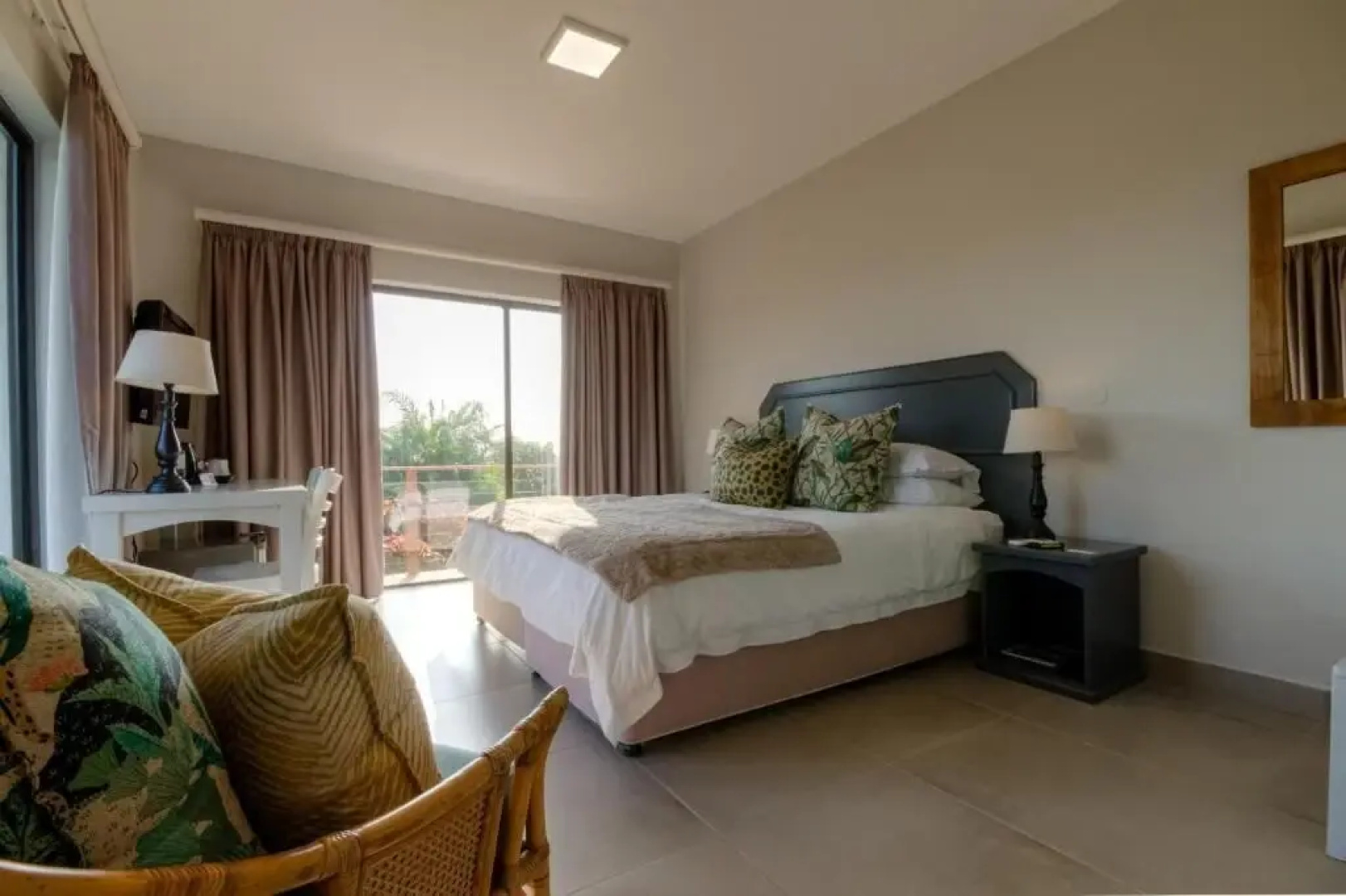 The Ridge Guesthouse