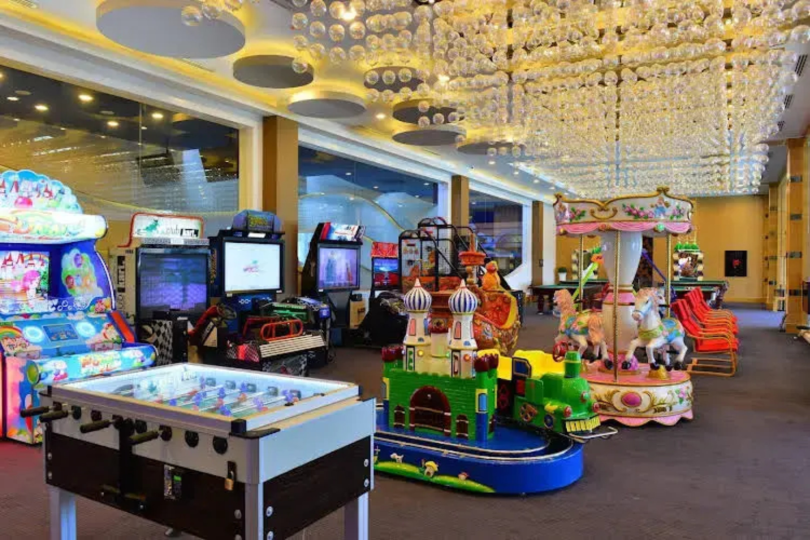 Azura Park Residence