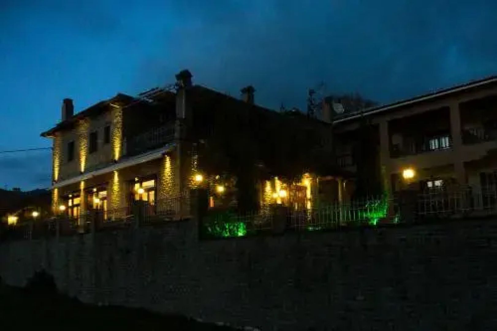 Etheres Tzoumerkon Mountain Resort