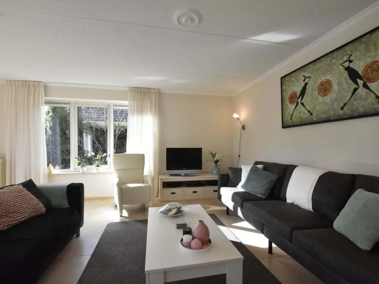 Family Home in Zeewolde by Forest Trails