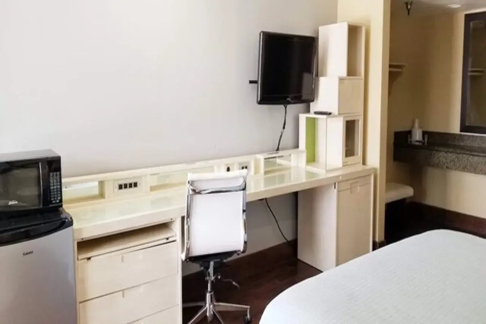 Century Motel Buena Park Anaheim CA 91