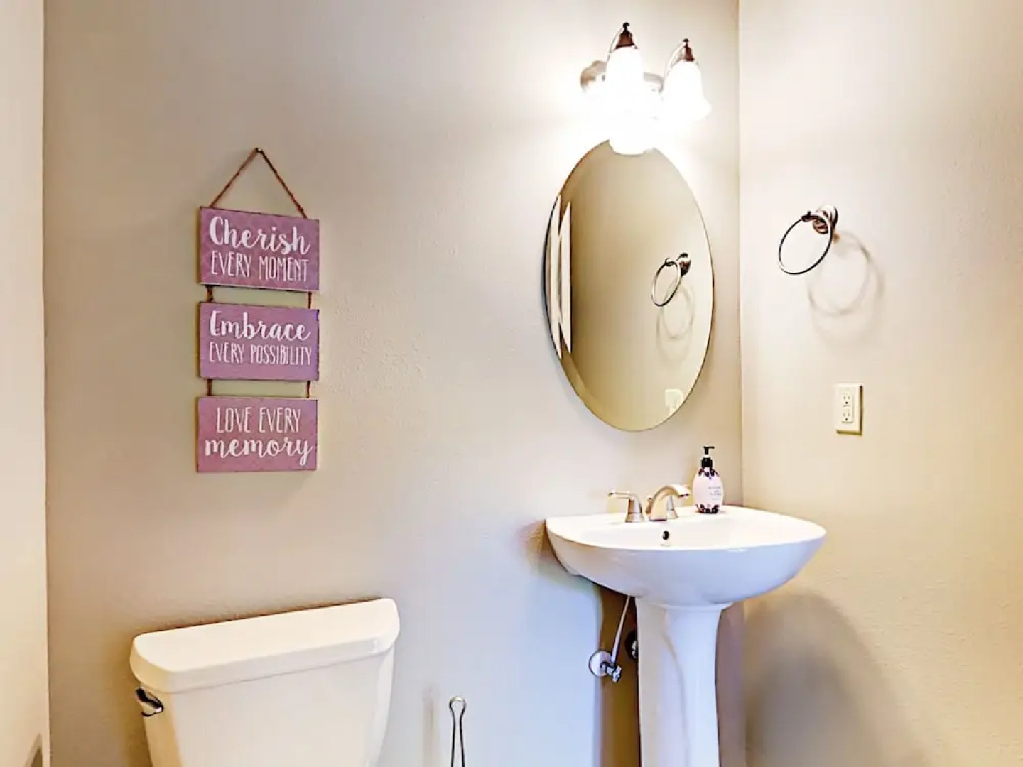 680 Sage Country Court Home 3 Bedrooms 2.5 Bathrooms Home