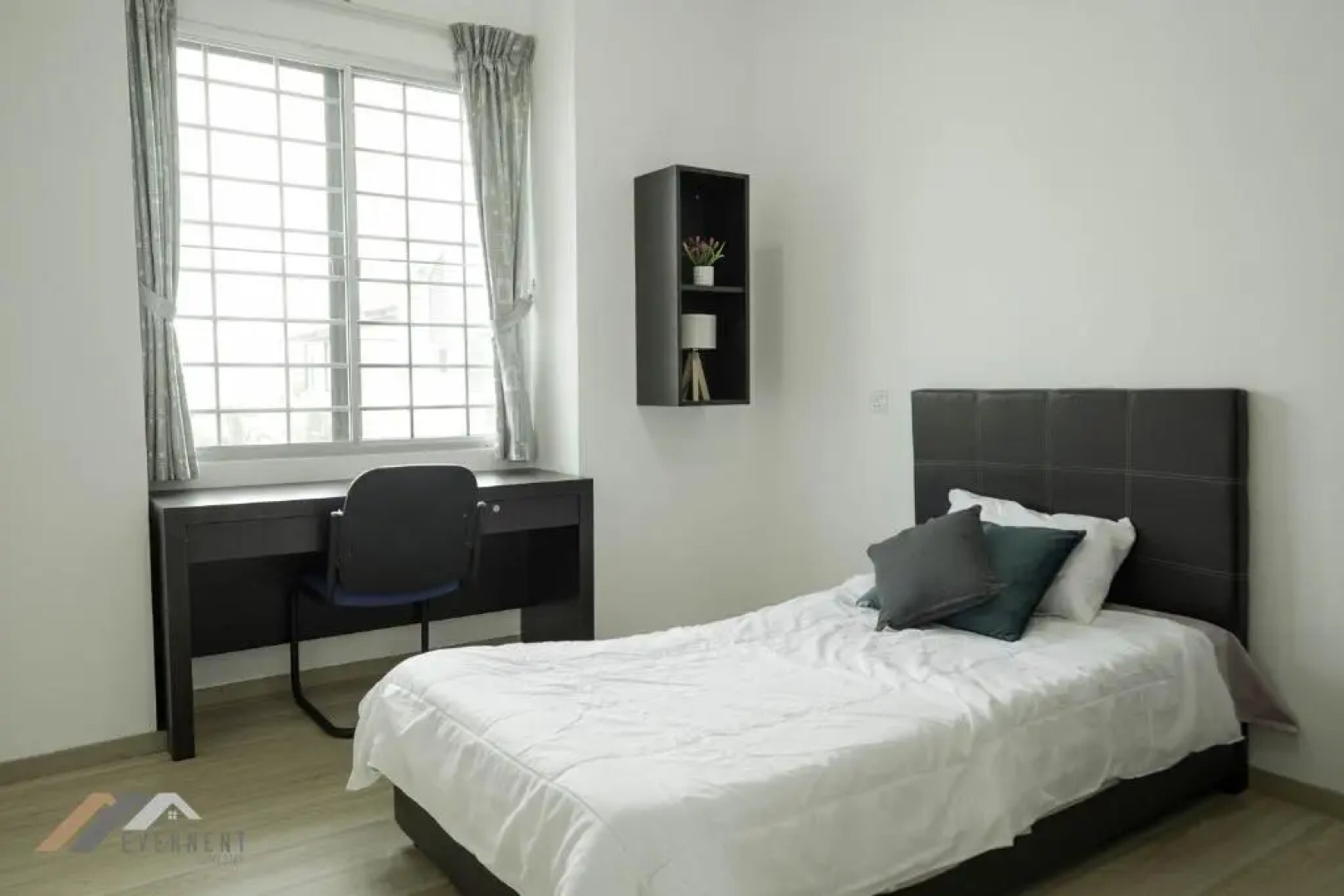 Curtin Waters Homestay by Evernent