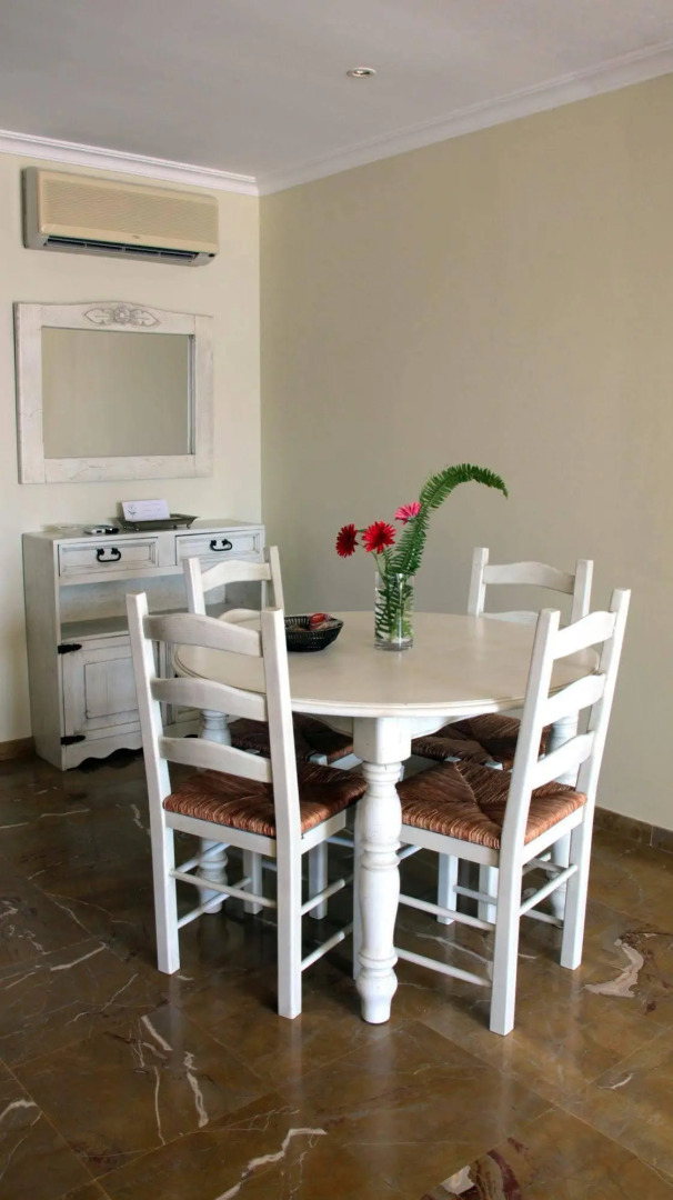 Aparthotel Galeón Suites