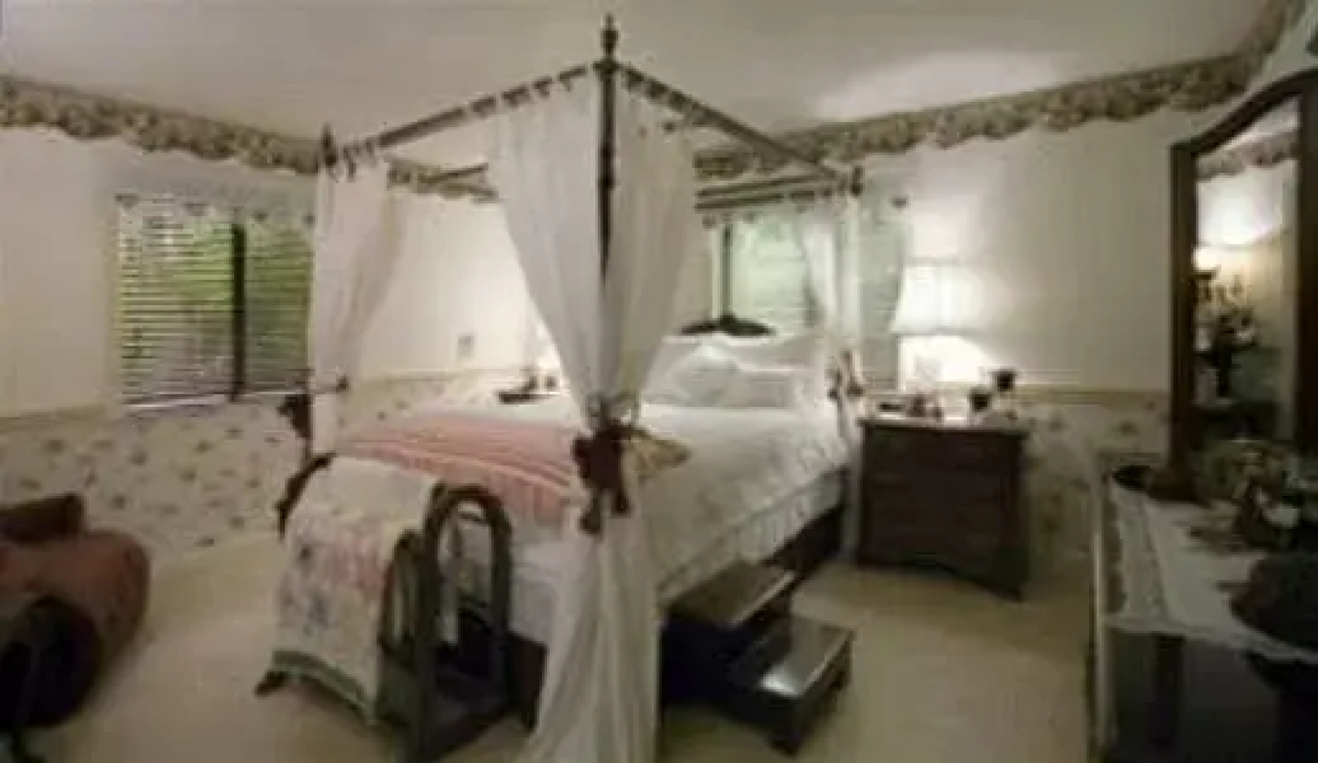 Acorn Bed And Breakfast at Mills River