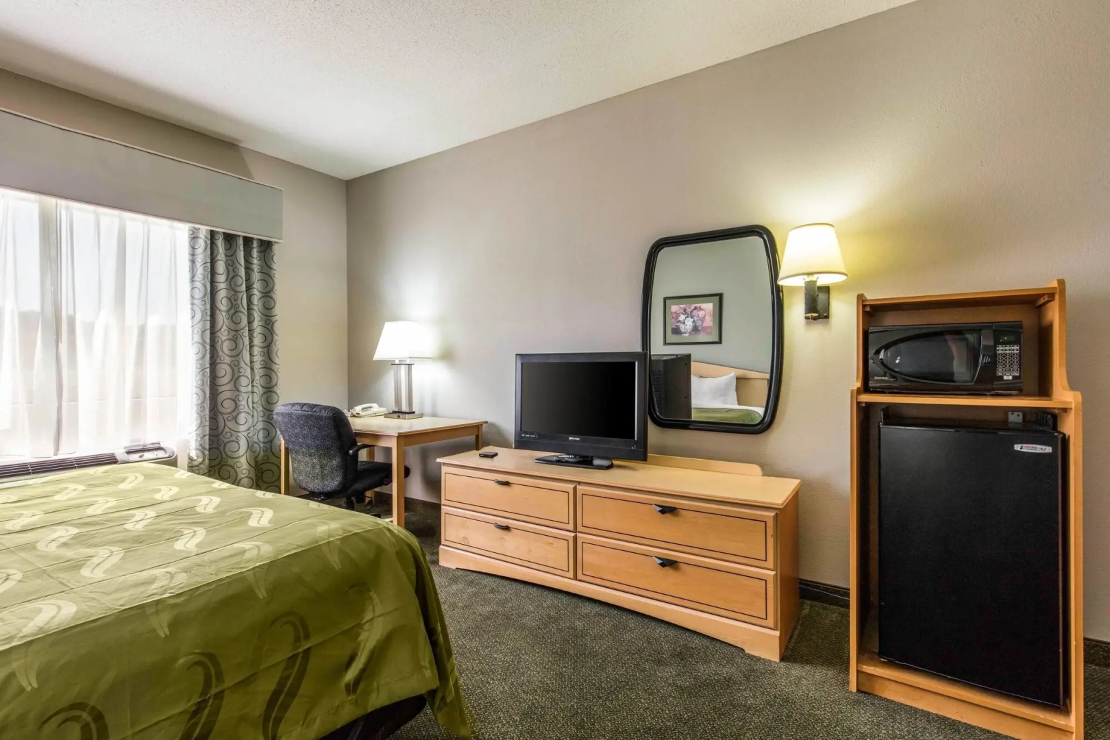 Quality Inn & Suites Pearl - Jackson
