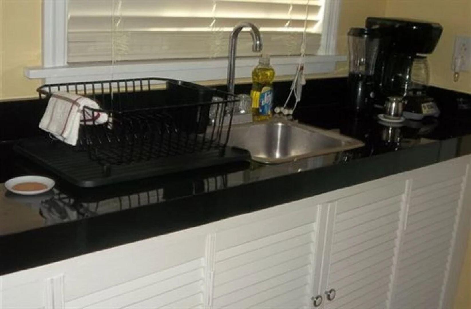 The Colonial Rental Suite