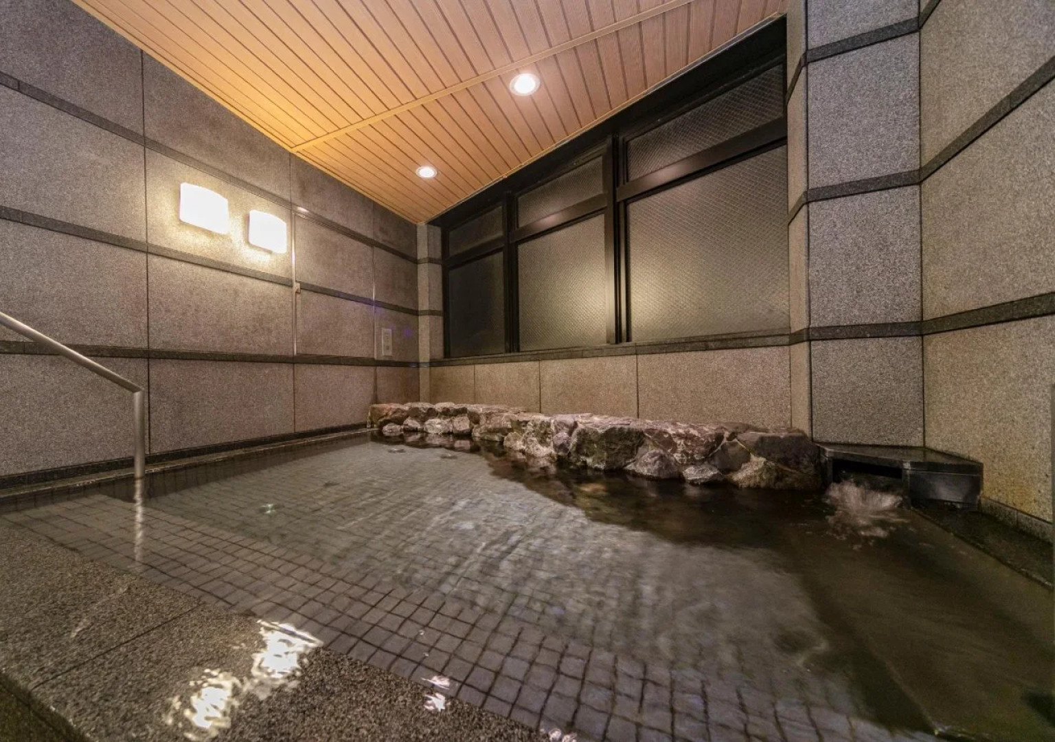 Отель Apa Hotel Osaka Higobashi Ekimae